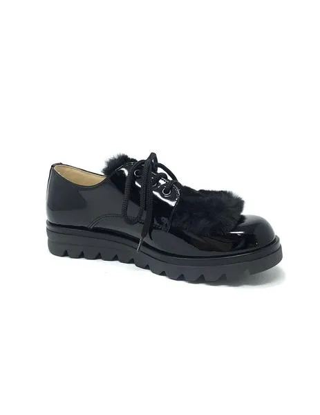 blucher charol negro pelo lengueta