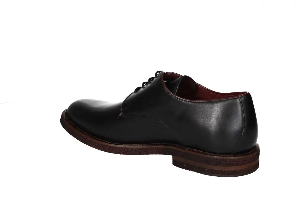 Blucher Liso Piel Negro Vivos y Piso Burdeos