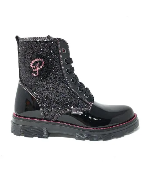 bota pablosky charol negro con glitter