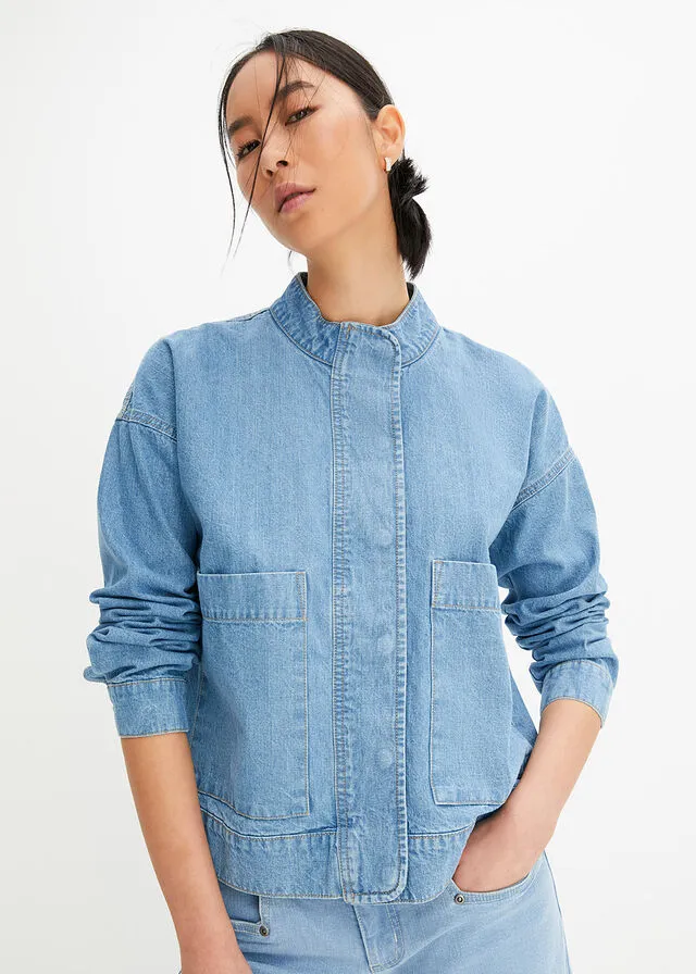 Chaqueta vaquera con detalles tipo cargo Denim claro desgastado