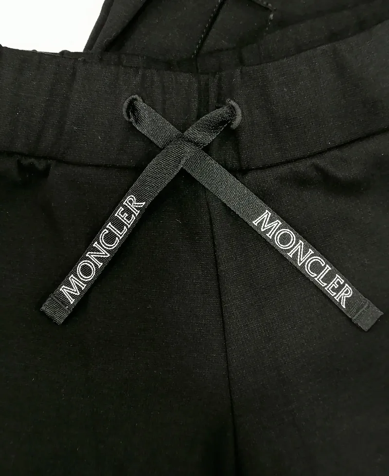 Chándal Niña MONCLER Negro Detalles Rosa