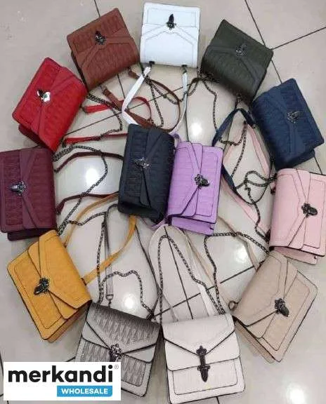 Compre bolsos de mujer de alta calidad de Turquía para la venta al por mayor con muchos modelos y colores.