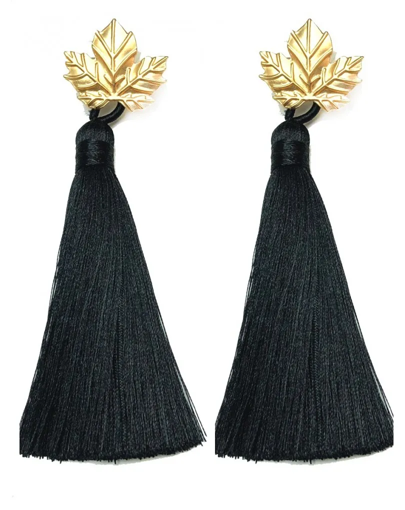 PENDIENTES LAROS DE FLECOS NEGROS, CREA TU OUTFIT CON ESTE PRECIOSO COMPLEMENTO TAN FAVORECEDOR