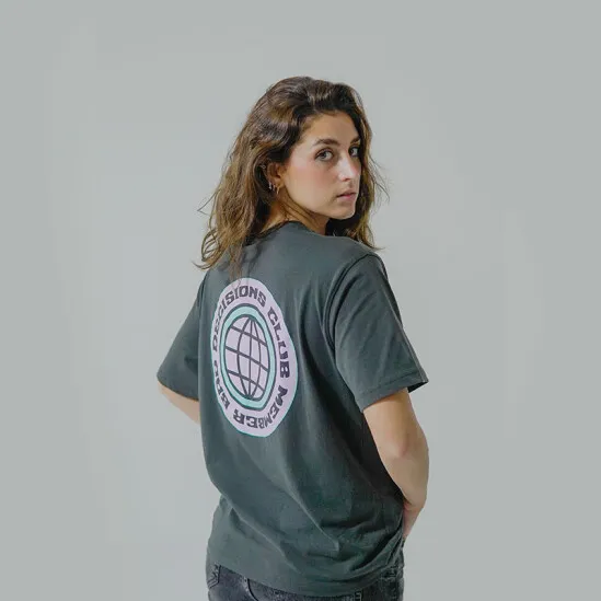 REMERA PULAU BAD DECISIONS  GRIS