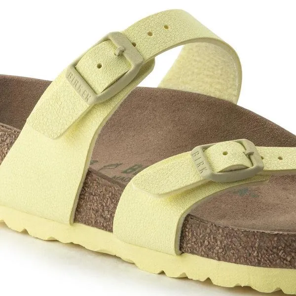 Sandalia Birkenstock Mayari Versión vegana Amarillo