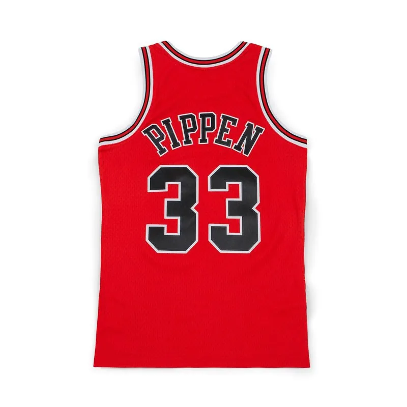 SCOTTIE PIPPEN CHICAGO BULLS RED HARDWOOD CLASSIC