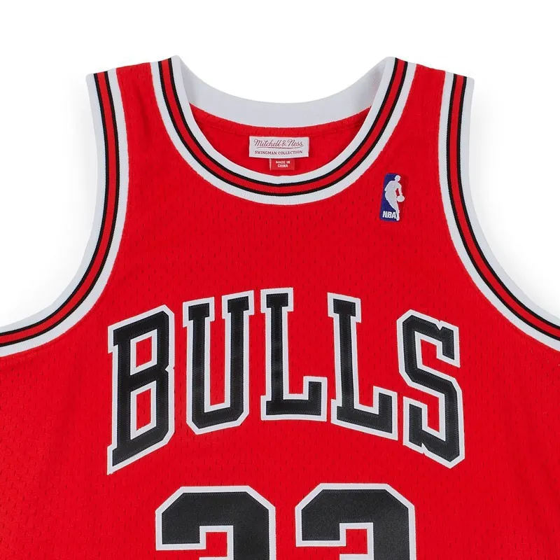 SCOTTIE PIPPEN CHICAGO BULLS RED HARDWOOD CLASSIC