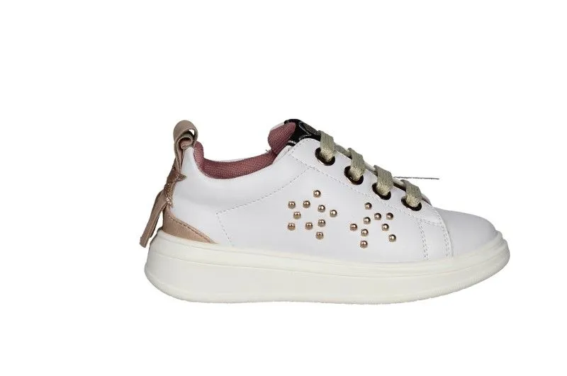 Sneaker Blanco Lateral Tachas Talon Estrella Nude Glitter Flecos