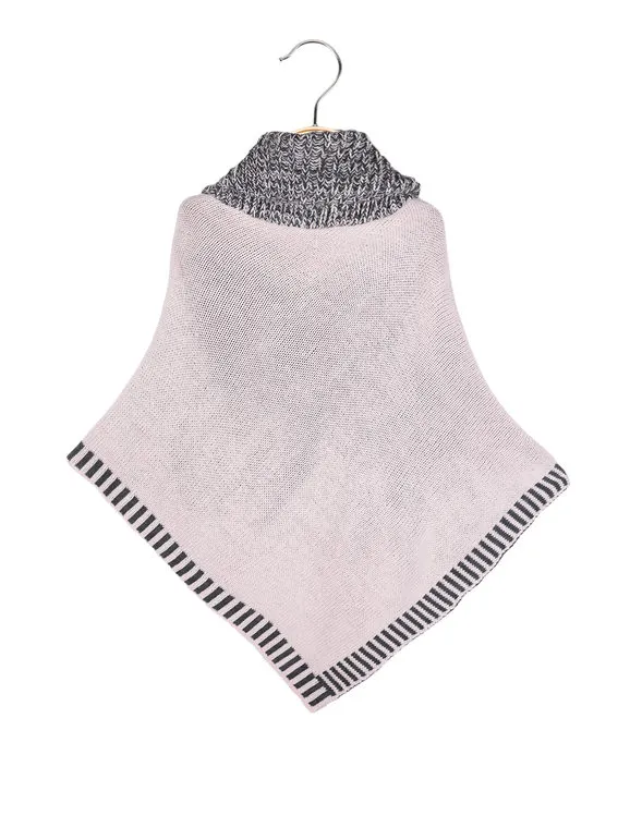 Solada Poncho de punto para niña con cuello vuelto.