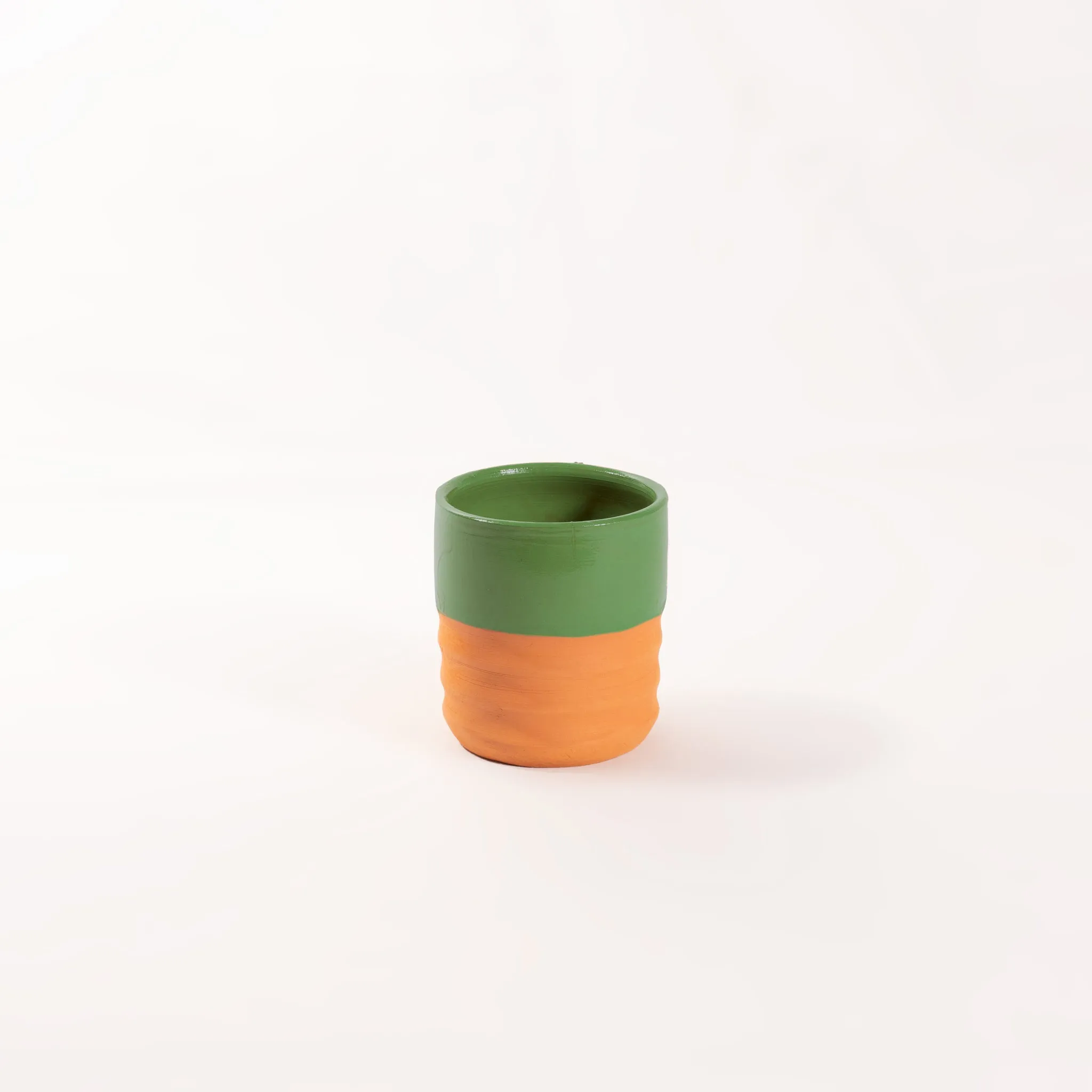 Vaso de barro de colores