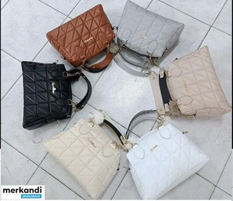 Venta al por mayor de bolsos de mujer de Turquía al por mayor a precios sensacionales.