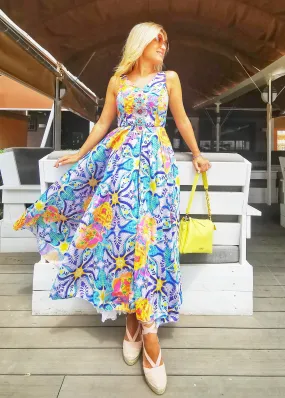 Vestido midi estampado pedrería