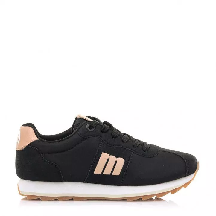 Zapatillas Mustang sai con detalles en rosa